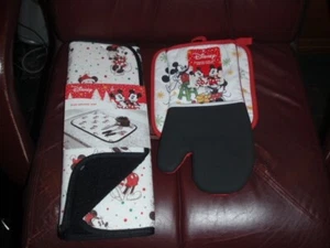 Disney Weihnachten Mickey & Minnie Mouse Übergroßer Ofenhandschuh, Topflappen & Geschirrmatte - Bild 1 von 3