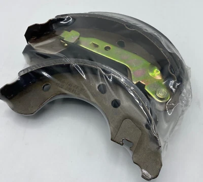 Juego de zapatas de freno trasero originales Nissan Infiniti DD06M-1HL0JNW ✅ Foto 1 de 4