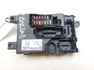 13301560 SCATOLA FUSIBILI  OPEL CORSA (D) 1.3D 90CV (2006>2009) - Immagine 1 di 3