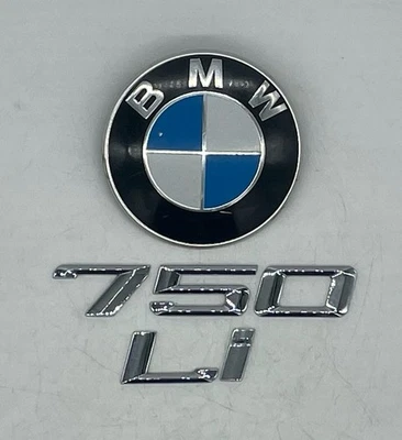 BMW 750LI 2010-2015 MALETERO TRASERO TAPA EMBLEMA LOGOTIPO PLACA DE IDENTIFICACIÓN REDONDEL Foto 1 de 4
