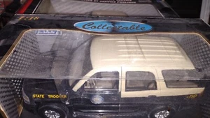 Welly GMC Denali Maßstab 1/18 Druckgussmodell Unikat FHP Staatstruppe WIE BESEHEN - Bild 1 von 2