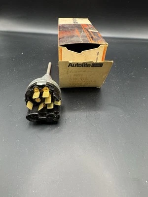 NOS 1970 FORD THUNDERBIRD LINCOLN MARK III 2 SPEED WINDSHIELD WIPER SWITCH - Image 1 of 3