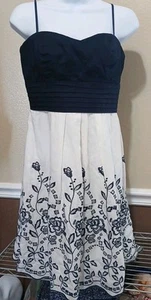 B.Smart Cotton Navy Blue & White Floral Lined Sundress Spaghetti Straps Size 10 - Picture 1 of 13
