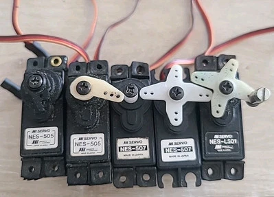 JR NES-L501, 505, 507 ANALOG SERVOS (5)   - Image 1 of 3