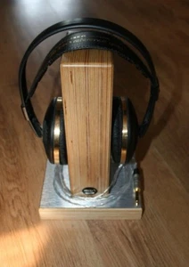 OSCARSAUDIO KOPFHÖRERSTÄNDER Birkenlage -- LIMITIERTE EDITION -- gebürstet silber -- - Bild 1 von 4