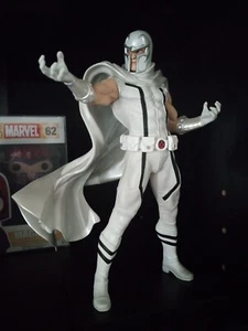 Marvel ARTFX+ Magneto Statuette weiße Variante - Bild 1 von 2