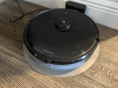 Roborock S6 MaxV Robot with ReactiveAI and Intelligent Mopping Black - Image 1 of 3