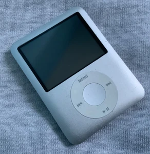 Apple iPod Nano 3rd Generation 4GB ref.A - Picture 1 of 4