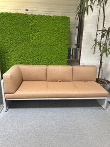 Coalesse Lagunitas Lounge nougat grau 215cm Dreisitzer Netzmodule - Bild 1 von 6