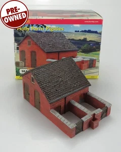 Calibre OO Hornby Skaledale R8523 Holly Farm Pigsties - Imagen 1 de 4