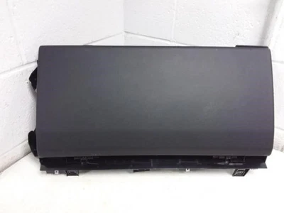 ROVER SPT 2019 Glove Box 930885 - Image 1 of 4