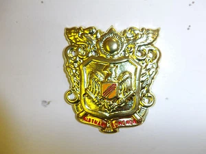 b0323 RVN Vietnam Officer Cap badge 1963-67 Diem gold metal IR8A - Picture 1 of 3