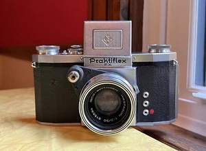 KW Praktiflex FX 35mm Film SLR Camera with Westagon f2 50mm Lens - Picture 1 of 18