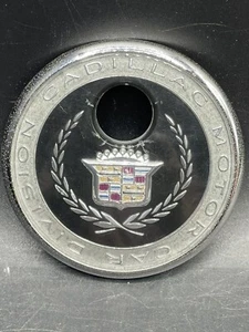 Cadillac Deville trunk emblem badge decal logo keyhole OEM Factory Genuine Stock - Bild 1 von 5
