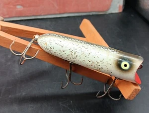 Vintage 3,5 Zoll Heddon Lucky 13 Köder 3 Haken weiß mit gräulich hellbraunen Sprenkeln 👀 gebraucht - Bild 1 von 10