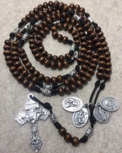 15 Decade Catholic Rosary- Wooden beads Rosary -4 Saint Medals - Handmade - Picture 1 of 6