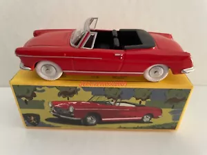 Quiralu Reedition Peugeot 404 Cabriolet Red 1/43 - Picture 1 of 5