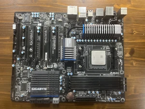 ⭐Gigabyte GA-990FXA-UD5 Rev: 3.0 AMD ATX Mainboard Sockel AM3+ mit AMD FX CPU⭐ - Bild 1 von 2