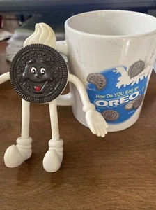 Tazza da caffè vintage Nabisco Oreo Cookie 4,5" Bendy giocattolo pieghevole figura in PVC - Foto 1 di 4