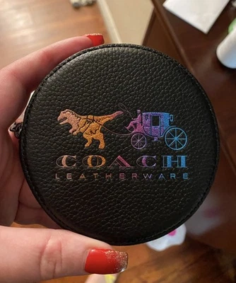 Monedero Coach Rexy & Carriage Brillo Arco Iris 88766 (Negro) Foto 1 de 4