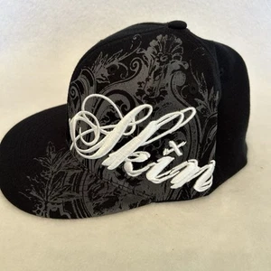 cappello skin industries ricamato nero S/M Y2K misto lana - Foto 1 di 6