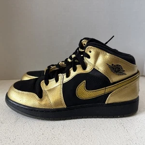 Nike Air Jordan 1 Mid Metallic Gold Coin 555112-905 Größe 6,5y Jahr 2014 - Bild 1 von 9