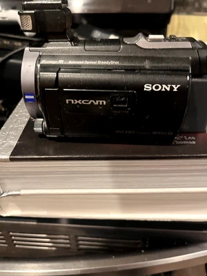 Sony HXR-NX30U HD Digital Video Camcorder Camera w/Charger - Image 1 of 4