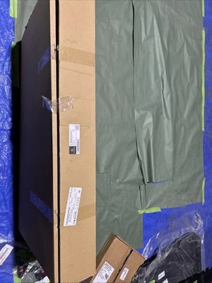 MERCEDES-BENZ 000830200464 CONDENSADOR OEM NUEVO OEM Foto 1 de 4