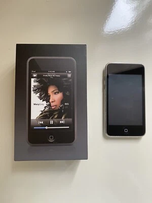 Sammler Apple iPod touch 2.Generation Schwarz 8GB 2G WLAN 2008 Top Zustand Gebr. - Bild 1 von 4