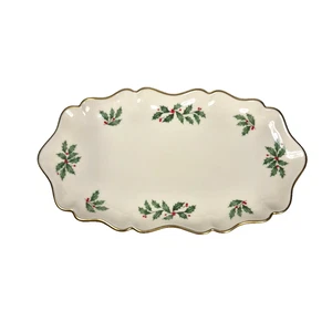 Lenox Holiday Dimension gewellte Platte ovale Platte 10 ̈ Stechpalme Beere Goldrand - Bild 1 von 4