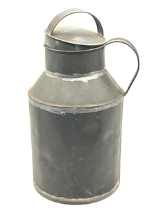 Lattiera vintage in metallo con coperchio e manico - latticini antichi da collezione - Foto 1 di 12