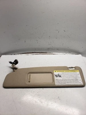 Driver Sun Visor Convertible Illuminated Fits 03-09 AUDI A4 1220575 - Image 1 of 4