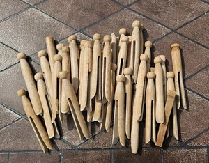 40 True Vintage Used Wooden Dolly Clothes Pegs Washing Line Laundry Pegs Crafts - Picture 1 of 5