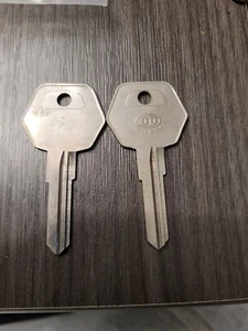 2 DL Brand Key Blank for Vintage Jaguar 1976-85 WB2  new old stock key blanks  - Picture 1 of 3