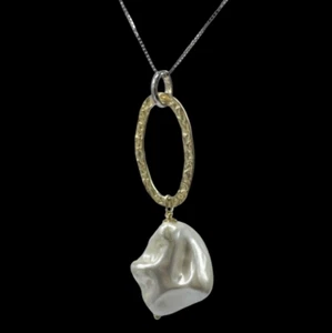 Collana donna argento 925 colore argento e oro ciondolo perla bianca irregolare. - Foto 1 di 13