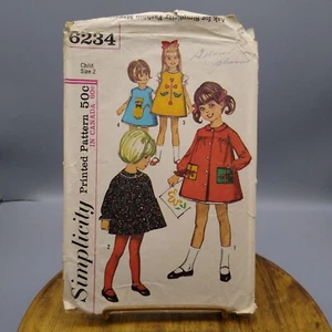 Vintage Sewing PATTERN Simplicity 6234, Child Girls Apron and Smock 1965, Size 2 - Picture 1 of 3