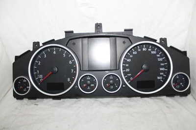 Cuadro de instrumentos velocímetro 09 VW Touareg tablero indicadores 134.965 millas Foto 1 de 4
