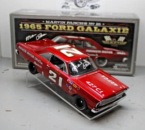 1965 Marvin Panch #21 Ford Galaxie 1/24 University of Racing Diecast Autographed - Picture 1 of 2