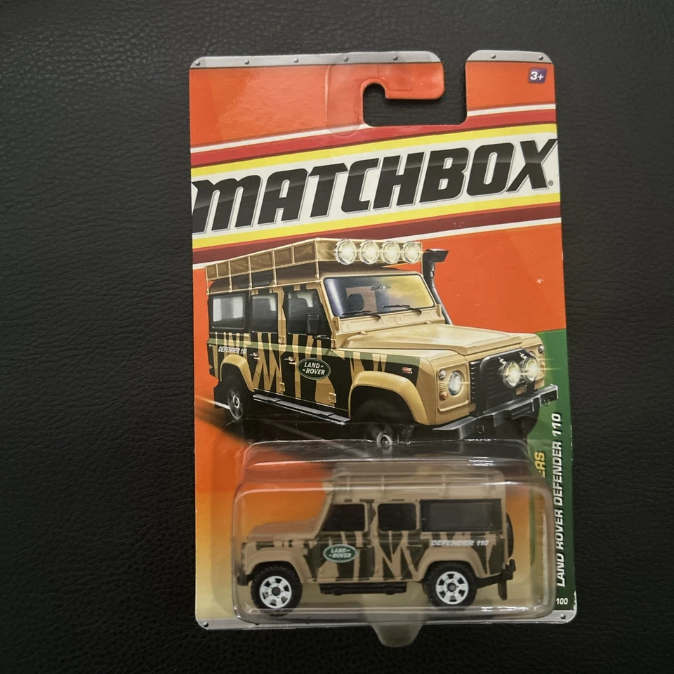 MATCHBOX LAND ROVER DEFENDER 110 LONG CARD TAN 2010 JUNGLE EXPLORERS - Image 1 of 2