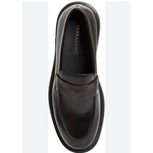 Mocassino FERRAGAMO Caligola Penny in pelle nera taglia 9EE - Foto 1 di 13