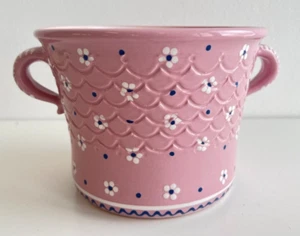 Gmundner Keramik Dirndl rosa Blumentopf Übertopf 14,5 GK932 (2401DM45) 06/25 - Bild 1 von 6