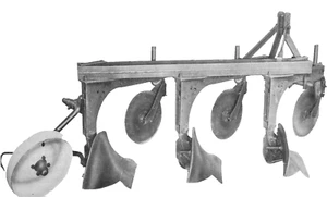 IH McCormick International 521 & 531 2-3 Bottom Moldboard Plows Operator Manual - Picture 1 of 9