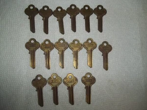 LOT OF 16 Curtis BRASS KEY BLANKS EA27, NOS-LOCKSMITH KEY BLANKS (LOT 16) - Picture 1 of 7