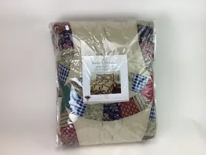 Home Classics handgefertigtes Quilt-Set Twin 68""x86"" mit Schein Windsor Court Neu in Verpackung - Bild 1 von 4