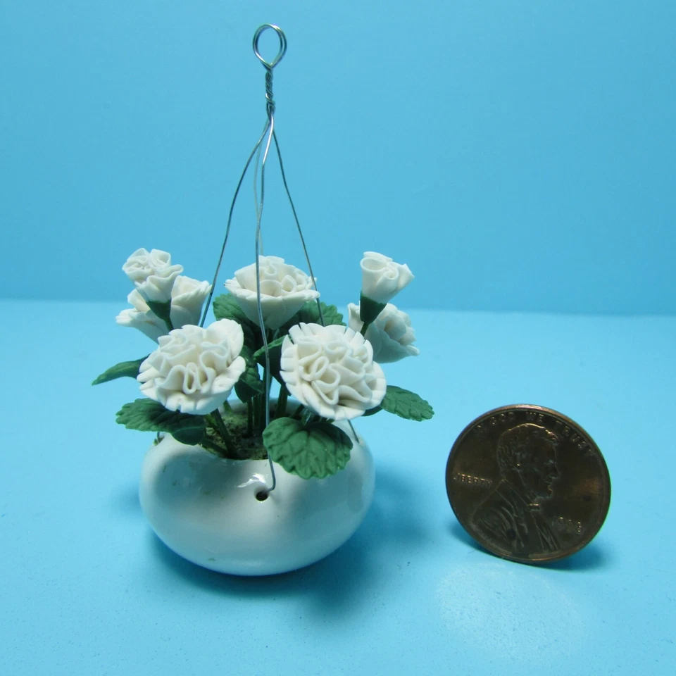 Dollhouse Miniature Hanging White Carnation Flower Arrangement RP0742 - Image 1 of 1