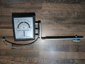 Porta flash tascabile Kodak B-1 anni 50? - Foto 1 di 15