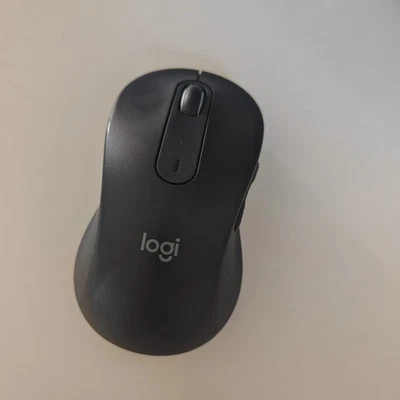 Logitech Signature M650 L Left Wireless Mouse For Left Hand 1336 - Image 1 of 4