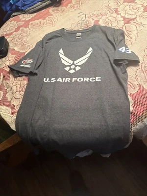 Camisa de la Fuerza Aérea para Hombres Grande Azul Blanco Logo Militar de Estados Unidos Camiseta Gráfica Básica Foto 1 de 4