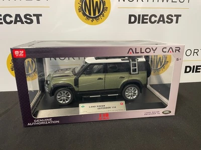 QY MODELS QQ1002A 1:18 SCALE LAND ROVER DEFENDER 110 GREEN - Image 1 of 4