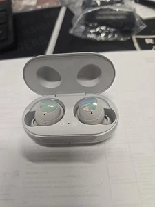 Samsung Galaxy Buds R170 Silver / Grey *LEFT NO SOUND RIGHT LOW SOUND* (#9) - Picture 1 of 4